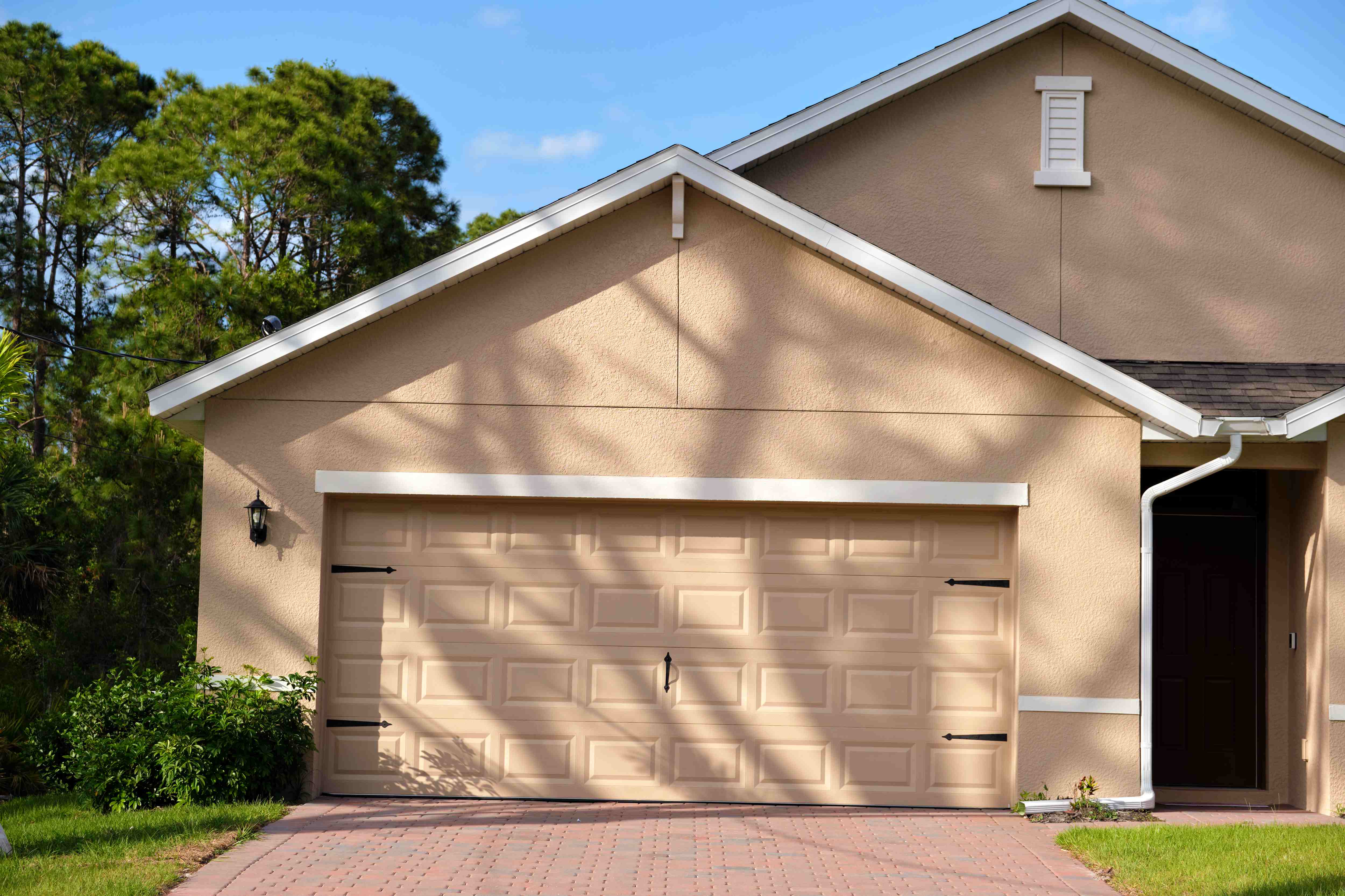 2023 Garage Door Trends 2023 Garage Door Trends | Automated Door Systems